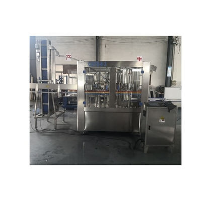 Automatische machine voor het vullen van drinkwater voor de drankindustrie