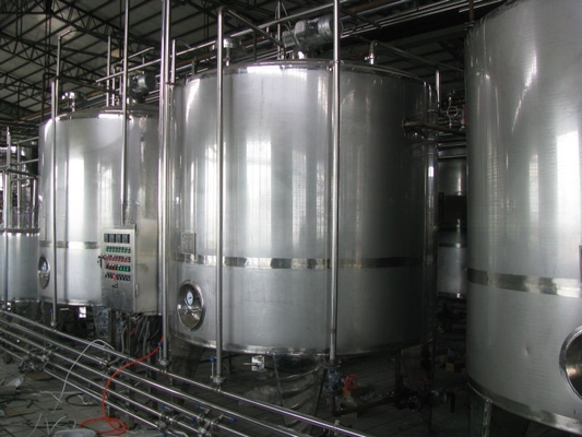 12000 kg apparatuur voor de melk- en zuivelverwerkingsinstallatie met reserveonderdelen en na-service