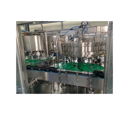 Elektrisch aangedreven 6000BPH koolzuurzuur vullijn voor de productie van ingeblikte dranken