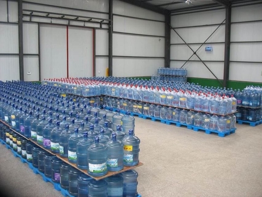 Automatische kwaliteit Automatische 450b/h 5 Gallon Water Productie Lijn voor Water 3500 KG Capaciteit