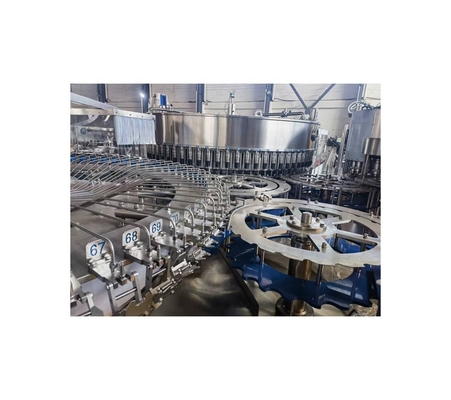 Bierflessenfabriek met het voordeel van een gestage vulmachine