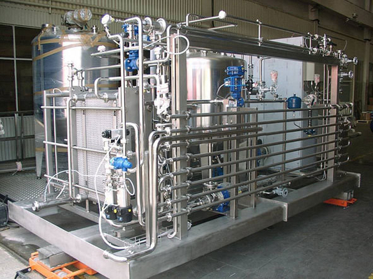 Een revolutionaire fabriek voor de productie van sap met een smaak van papaja voor de productie van dranken