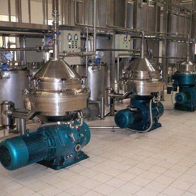 5000L/H melkskimmer voor grootschalige melkroomproductie 2200*1350*1150mm 1500kgs