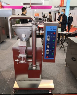 Automatische ijsmachine met een grote capaciteit van 1000 liter met vruchtenvoeder en mengfunctie