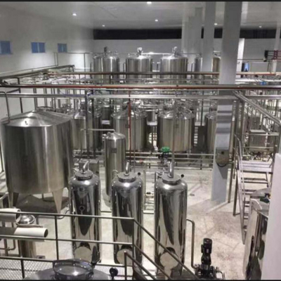 3000c/h Volledig automatische amandelmelkverwerkingsinstallatie met 250 ml en 330 ml tinpakket