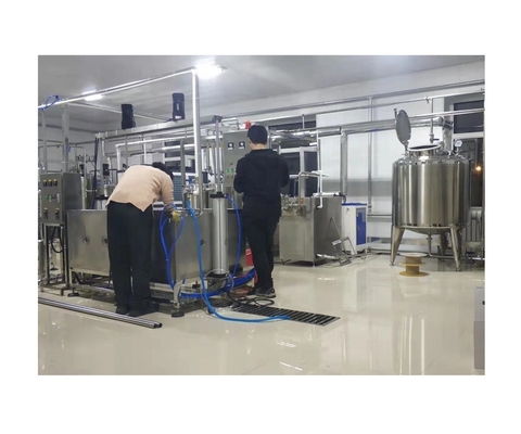 Nieuw ontwikkelde geitenkaasmachine voor de productie van mozzarella