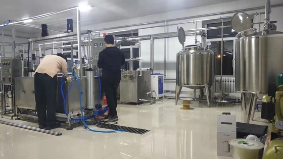 Nieuw ontwikkelde geitenkaasmachine voor de productie van mozzarella
