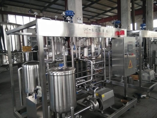 1000L/H Plate Milk Pasteurizer Machine met Sterilisator Temperatuur 115-135 graden