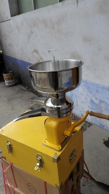 110v/220v Spanningselektrische melkcrème-separator voor zuivelindustrie 100L/H rauwe melk