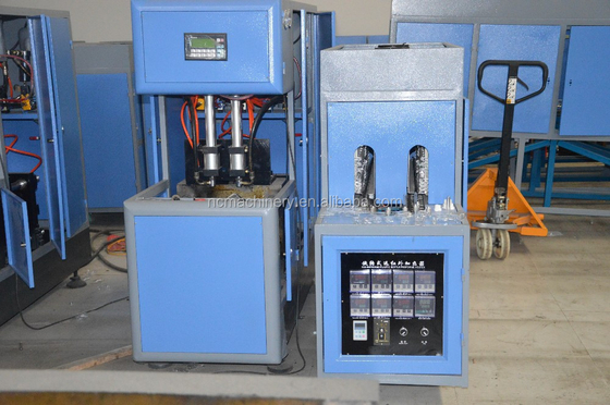 Automatische flesblaasmachine met 35kN klemkracht en max.fleshoogte 380 mm