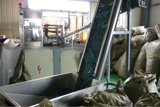 220V/380V Spanning Automatische flessen voorvormplader voor de drankenindustrie