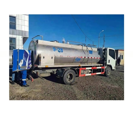 Tankwagen voor het transport van melk van 5000 liter voor de opslag en verwerking van melk