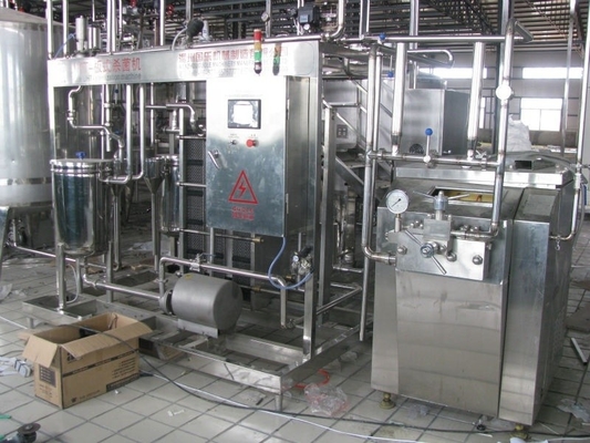Hoogdrukmachine voor het homogeniseren van fruitpuree voor het homogeniseren van sap en melk van 3000 l/h