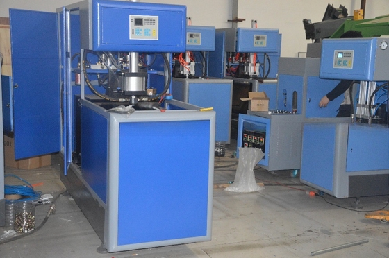 5 Gallon Jar Stretch Blow Mold Machine Klemkracht kN 50 Fles Volume ml 20000 ml
