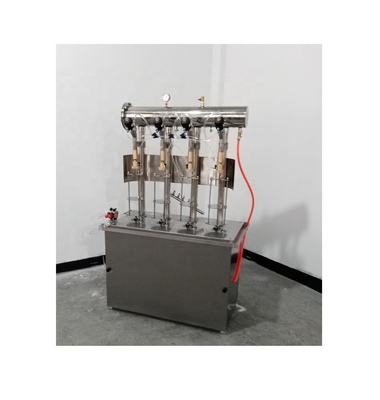 2000BPH semi-automatische mineraalwater koolzuurhoudende dranken bier flessen vulmachine