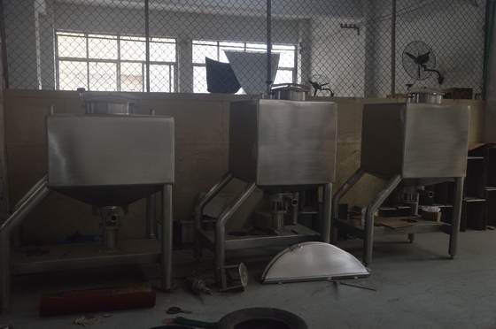 500L vierkante emulgatietank voor melk roestvrij staal 7,5 kW 1000*1000*1800mm