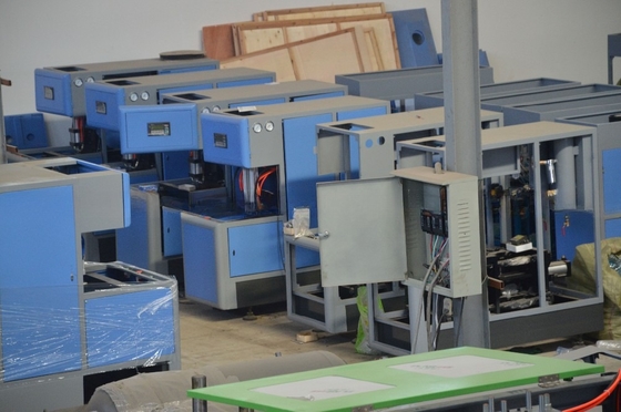2020 Infrarood type semi-automatische PET-flessenmachine voor plasticverwerking