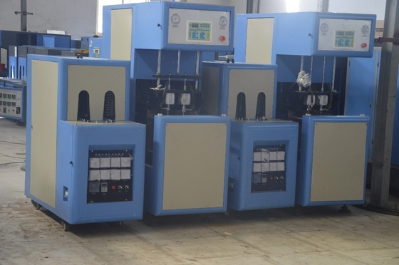 Stretch Blow Moulding Type HZ880 PET Flask Blow Moulding Machine voor het verwerken van kunststof