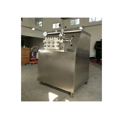Voedingsmiddelen en dranken 1500L/h Homogenisator met drie zuigers voor melkverwerkingslijn