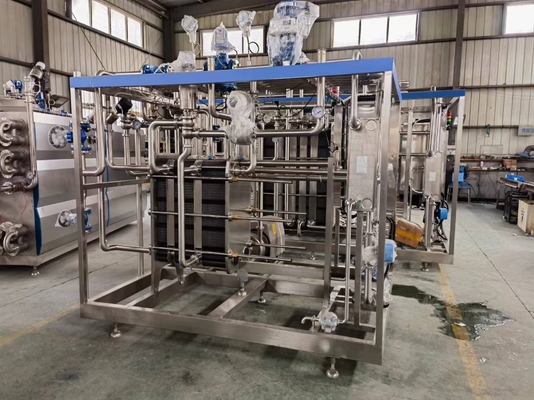 Versatile melksterilisator Plaatwarmtewisselaar UHT-sterilisator voor de verwerking van dranken