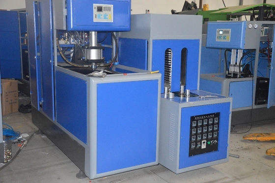 18.9L PET-flessen blaasvormmachine met infraroodverwarming en AirTac-rotatiecilinder