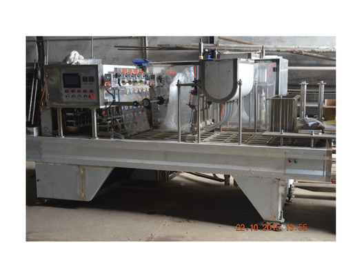 Volledig automatische yoghurtbeker vul- en afdichtmachine met 100% vulnauwkeurigheid