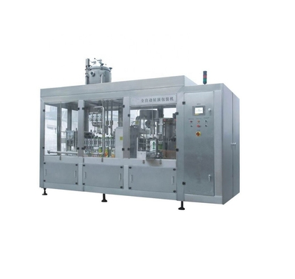 Aseptic Gable Top Carton Filling Machine voor het vullen van materiaal melk sap drank
