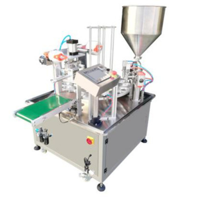 Verpakkingsmateriaal van kunststof 2000BPH Volledig automatische roterende bekertjes-sapvul- en afdichtmachine