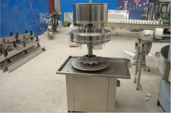 Voedsel- en drankenwinkels semi-automatische roterende watervulmachine met 12 vulmonden