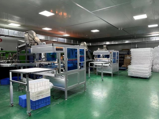 PLC Engelse schermbesturingssysteem Volledig automatisch 20000b/h lege flessen ontgrendelmachine voor boerderijen