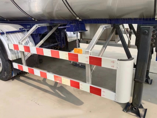 Vervoer van verse melk met koelsysteem en koeling