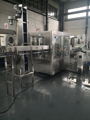 Volledig automatische 8 koppen melk vulmachine voor PET-flessen en prestaties
