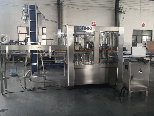 Volledig automatische 8 koppen melk vulmachine voor PET-flessen en prestaties