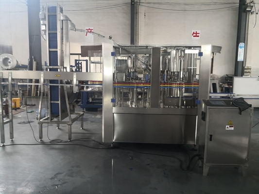 Volledig automatische 8 koppen melk vulmachine voor PET-flessen en prestaties
