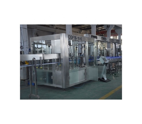 3-in-1 water-zwaartekrachtvulmachine voor bronwaterflessen Diameter 50-115mm Gebruik 3