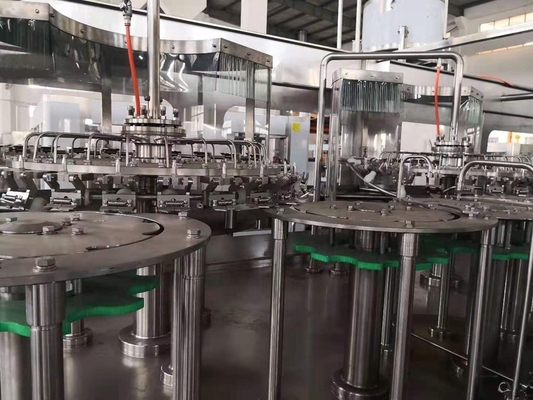 Elektrische kleine bedrijven Mineraalwatervulmachine met 18 koppen Uitvoer BPH 000