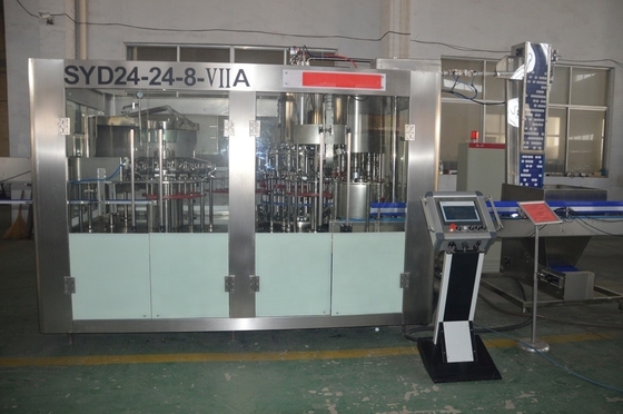 Productielijn voor zuiver drinkwater met watervulmachine met 24 koppen