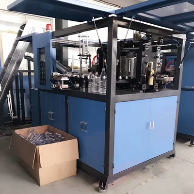 Automatische 120BPH blaasvormmachine met infrarood verwarmingssysteem en 200mm schimmel slag